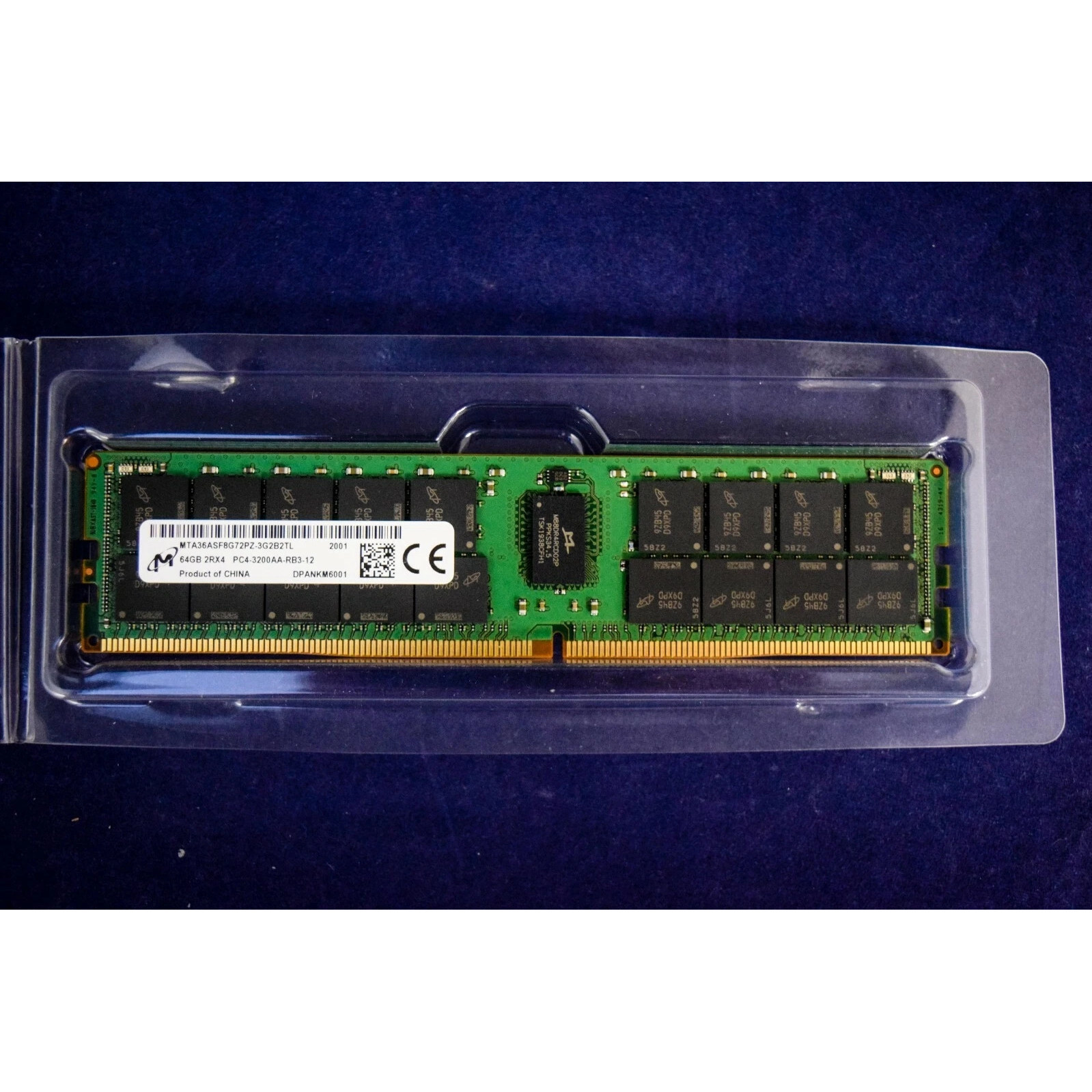 镁光 MTA36ASF8G72PZ-3G2B2 内存条 64G 2RX4 3200AA ECC REG