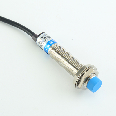 M12远距离接近开关M8M18三线NPN常开LJ12A3-8-ZBX金属传感器BY24V