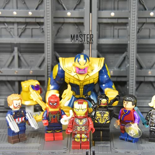 钢铁侠灭霸积木摆件模型