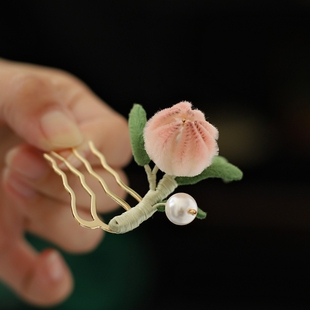 水蜜桃毛茸茸发饰秋冬配饰迷你粉色发梳插梳冬季古风女童汉服头饰