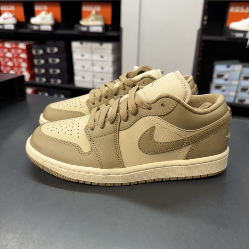 雪宁代购耐克女鞋AIR JORDAN 1 运动休闲训练篮球鞋DC0774-203