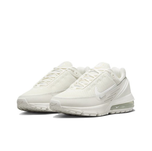 耐克女子休闲搭载Air Max 270大气垫FD6409-102断码36 37.5/10