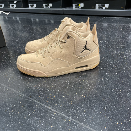 雪宁奥莱正品代购，耐克JORDAN男子中帮休闲运动篮球鞋AT0057-200