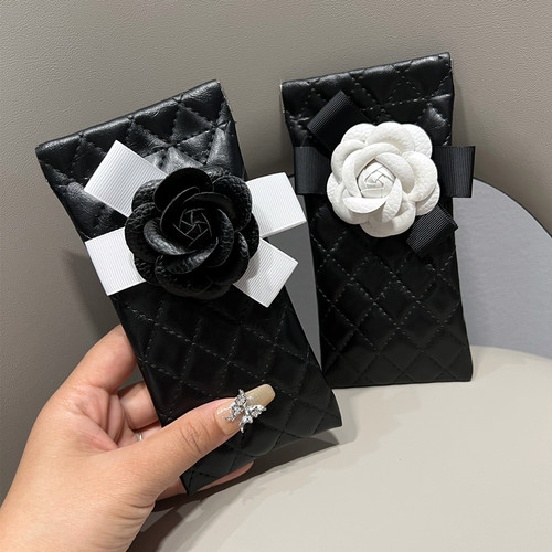 高级感十足的眼镜袋墨镜包