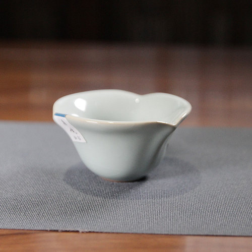 问鼎-天青幽兰杯 -陶瓷手工制作