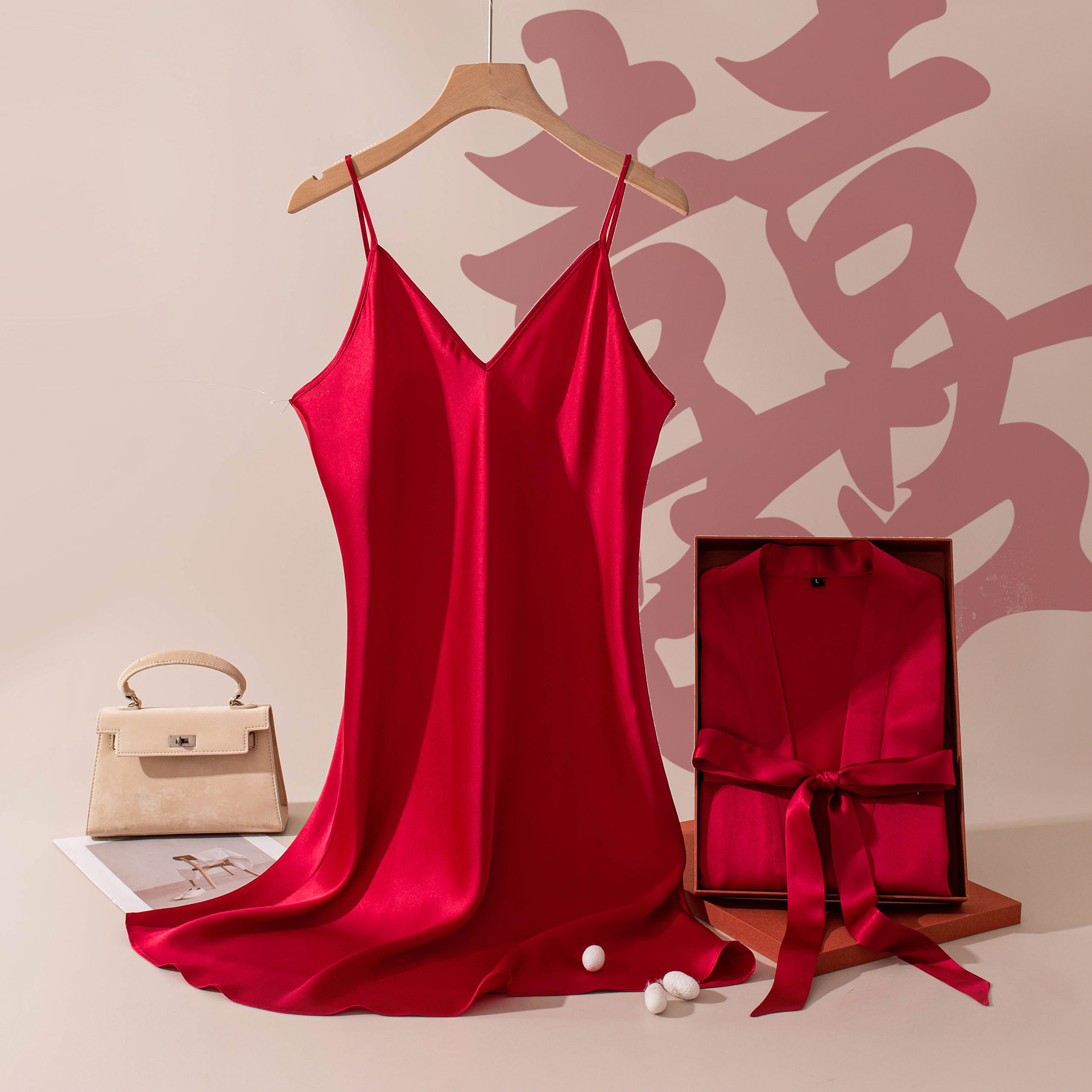 新婚真丝睡衣情侣套装家居服男士睡衣女士吊带睡袍结婚本命年红色