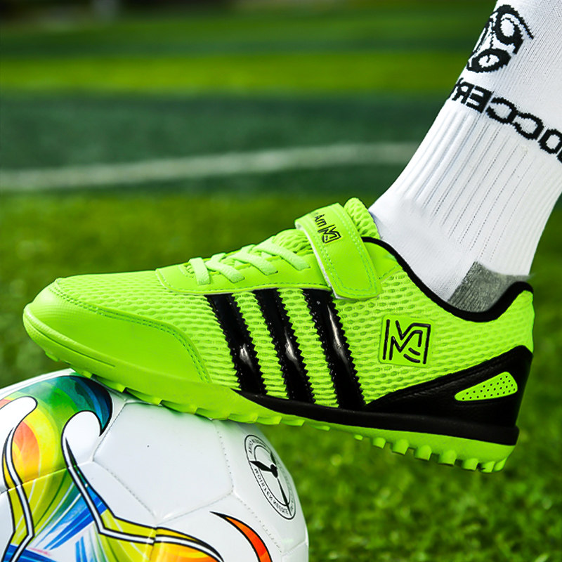 男童鞋子2026夏季新款网面透气儿童足球鞋中大童训练运动鞋TF碎钉