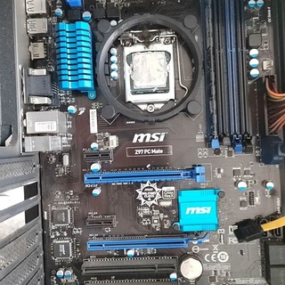 微星 msi  Z97 PC Mate主板  带个i7-47