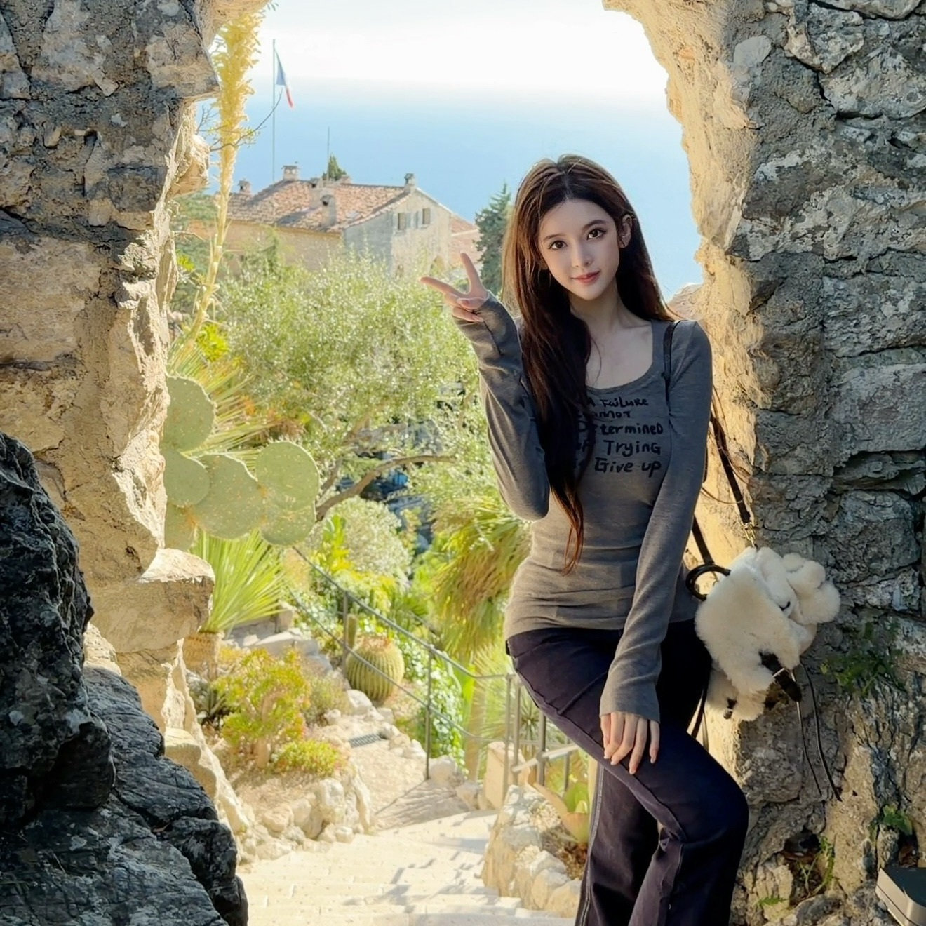 Nane南一自制款 淡颜美人 字母印花长袖T恤+辣妹低腰微喇叭牛仔裤