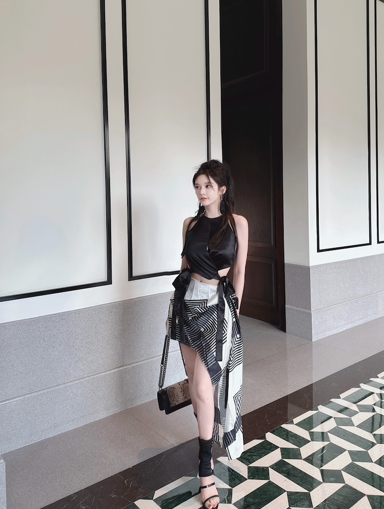 绑带不规则自制款上衣Nane高定