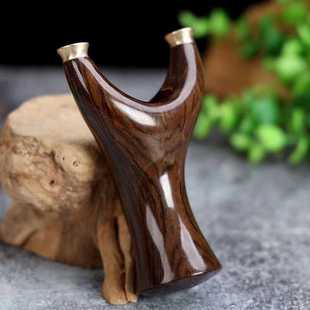 新款树脂飞虎扁皮弹弓精准户外大威力射击免绑反曲竞技塑料弹工架