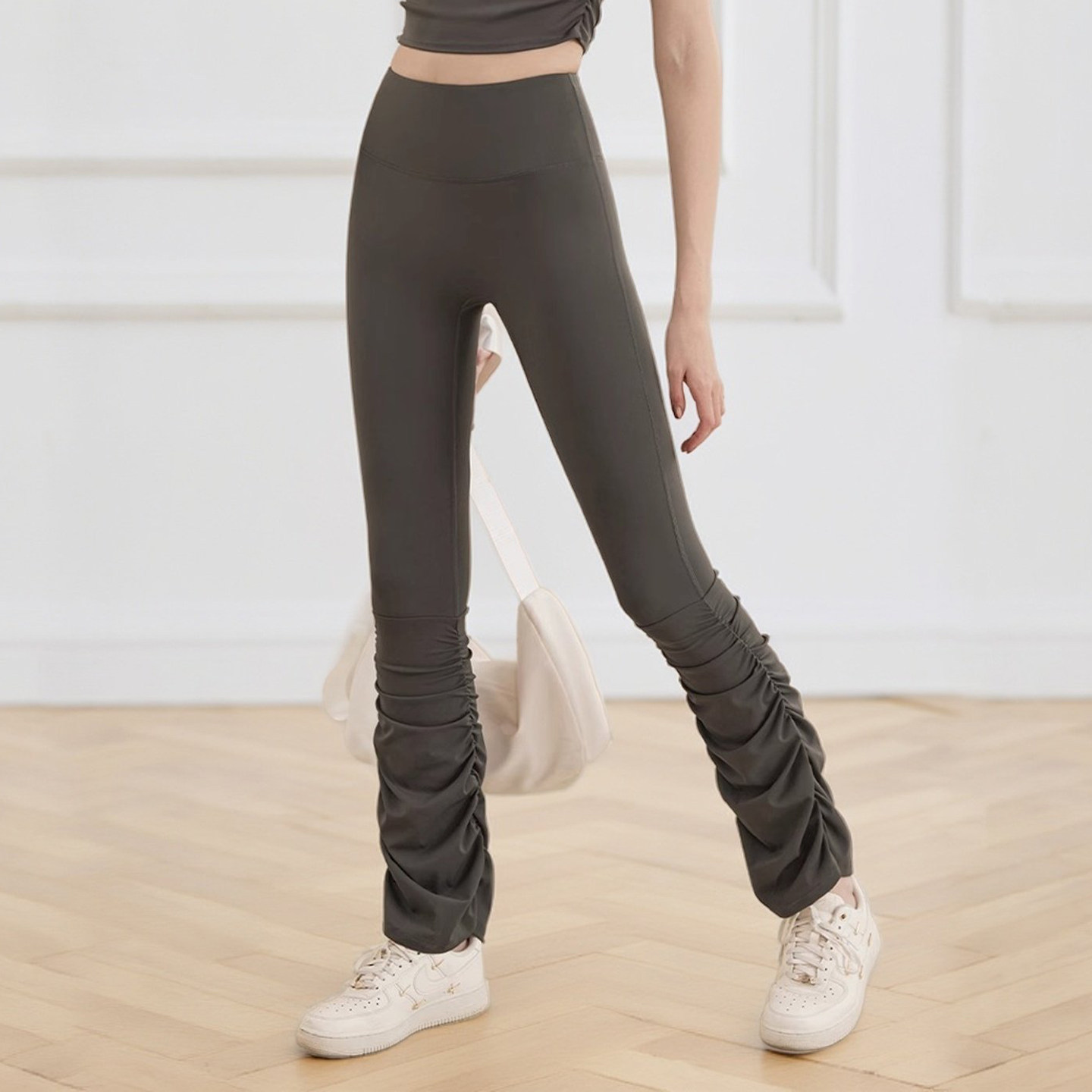 新款瑜伽裤女高腰提臀弹力速干健身堆堆裤微喇运动外穿跑步训练裤