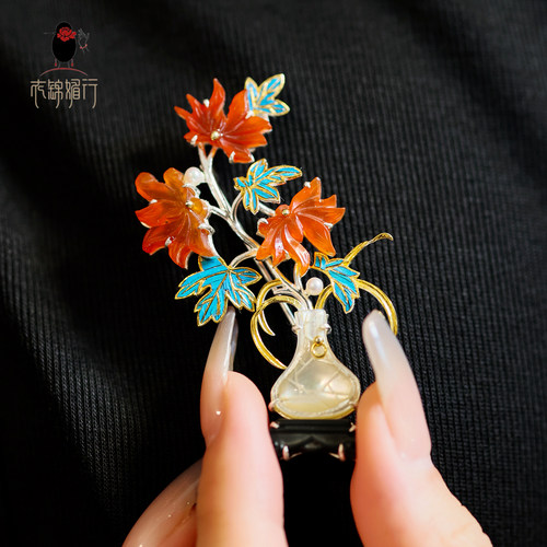 衣锦媚行S925镀金玛瑙珍珠胸针