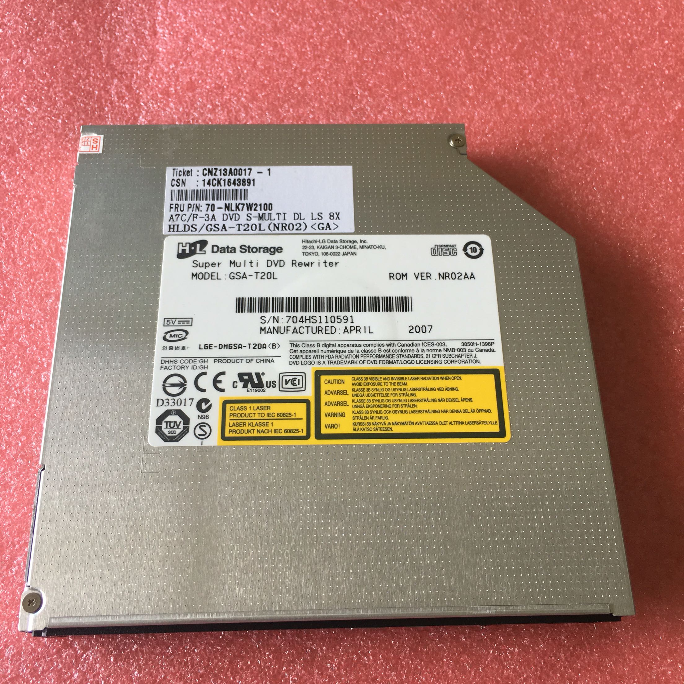 全新刻录机LG内置IDEDVD光驱