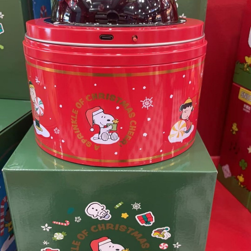 澳门代购英记史努比新品圣诞三重奏曲奇开心果腰果合桃可爱送孩子