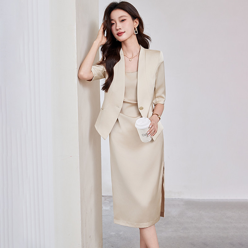 米色无领醋酸西装外套女2026新款夏薄款小个子西服连衣裙职业套装