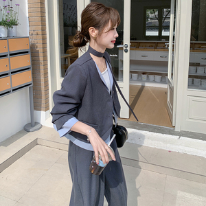 灰色假两件设计感西装女2025春新款西服阔腿裤ootd穿搭图片