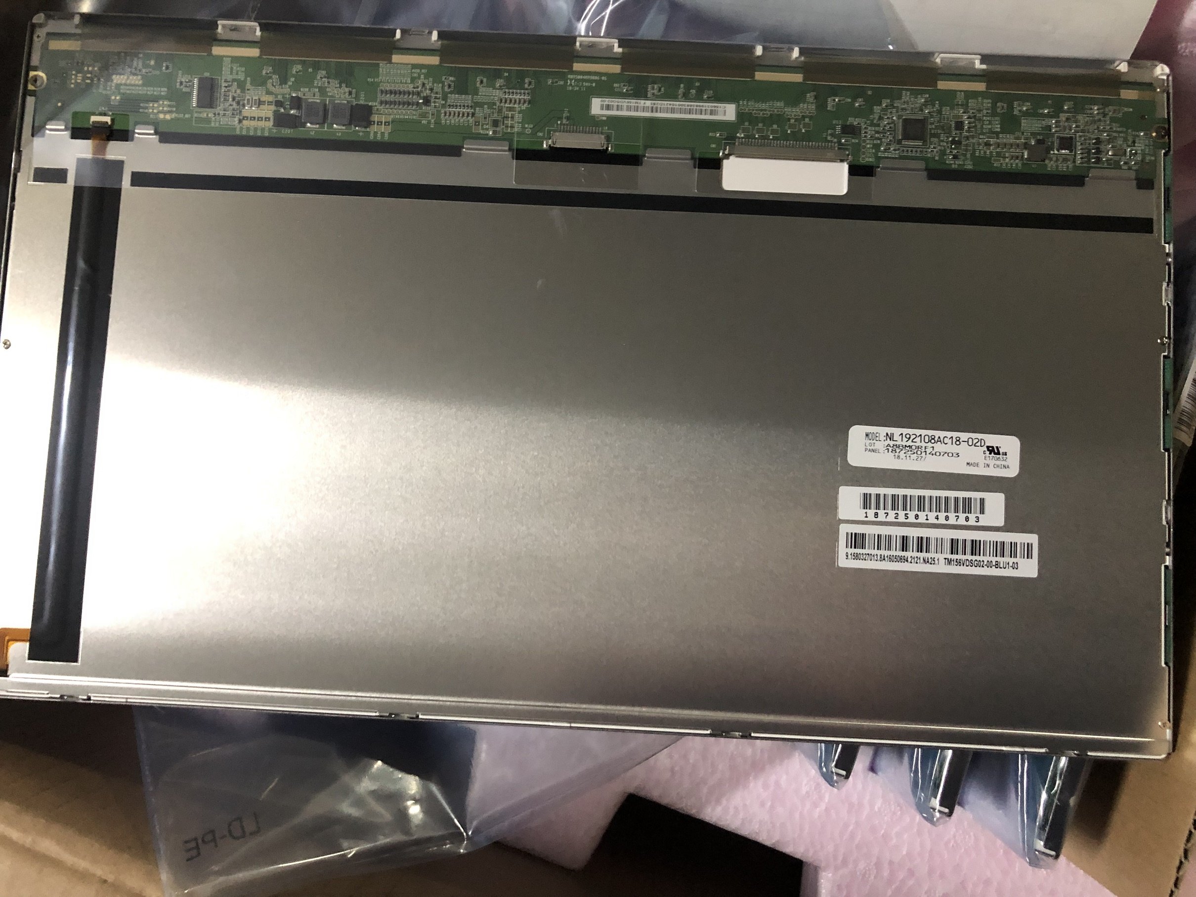 nl192108ac18-02d  nec15.6寸液晶屏 nl192108ac18-02d