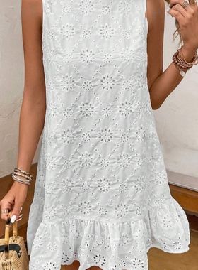 Bohemian vest dress2025夏季女白色刺绣圆领波西米亚背心连衣裙