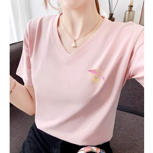 粉白色短袖t恤女2026年新款夏季宽松大码半袖V领上衣短款薄款体恤