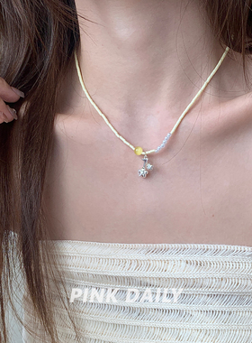 【特价款】黄色不规则珍珠花朵吊坠项链女甜美可爱小花锁骨链颈链