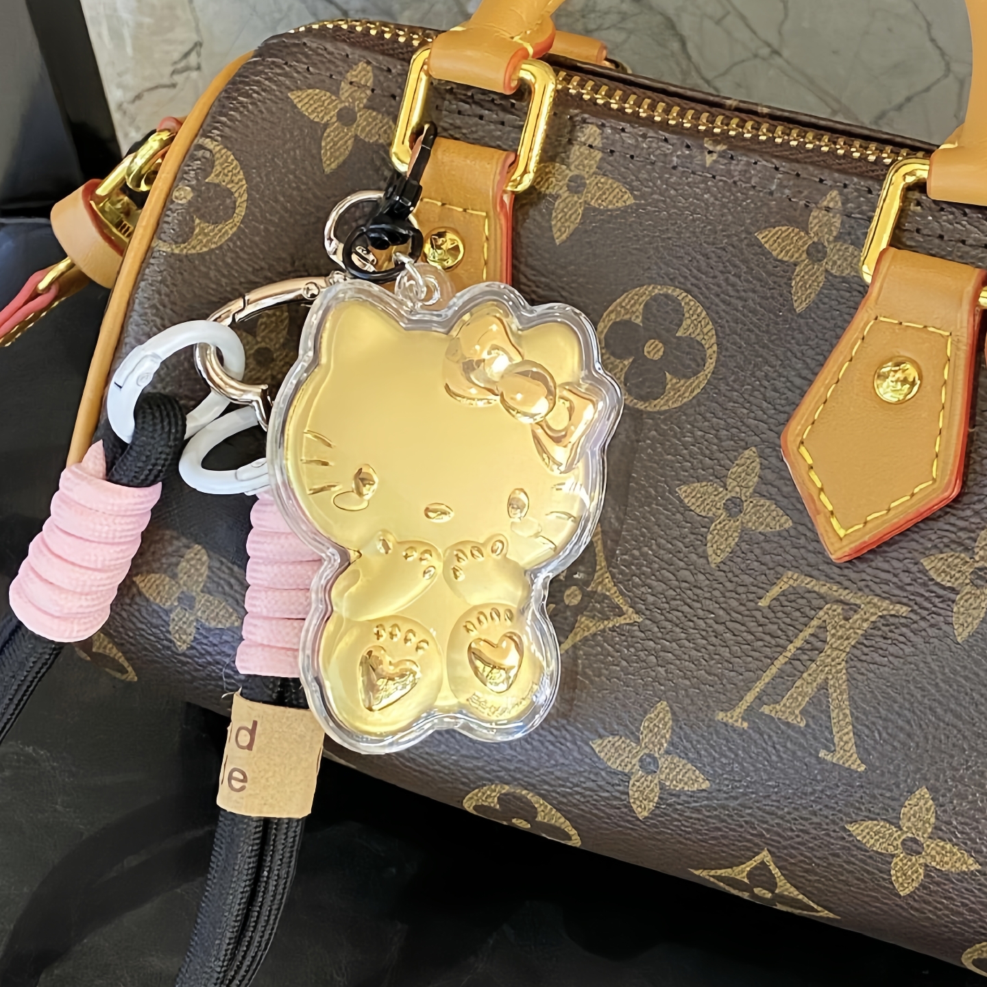 适配lv女士包新款包包挂件可爱钥匙扣手机链挂饰网红潮流百搭