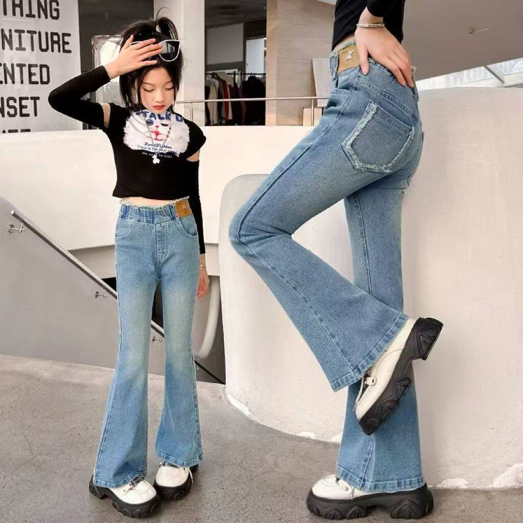 女童牛仔裤春秋2025新款儿童春季直筒裤小个子女孩贴标微喇阔腿裤