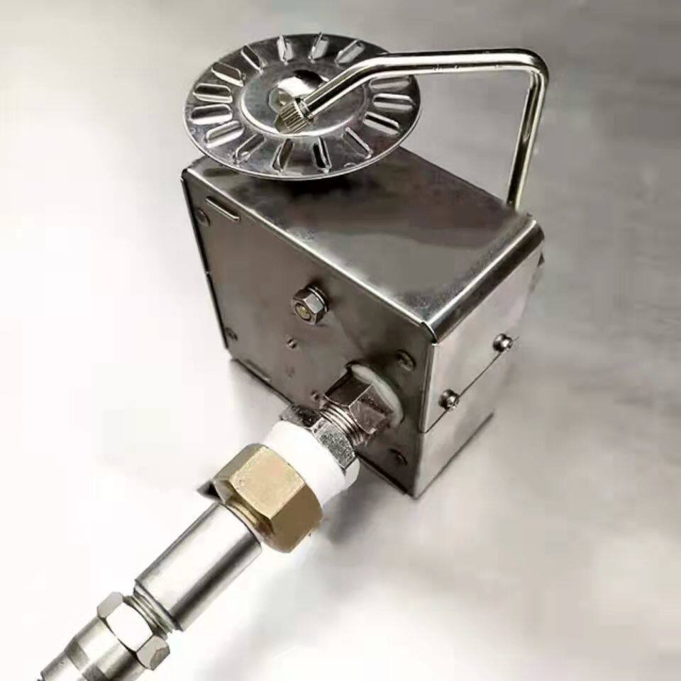 高压喷雾主机雾桩立杆除尘旋转喷头水驱动电驱动冷雾喷淋雾森系统