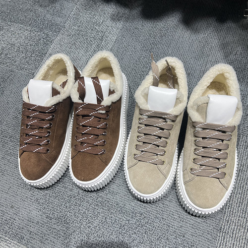 琳轻便舒适厚底复古百搭女板鞋