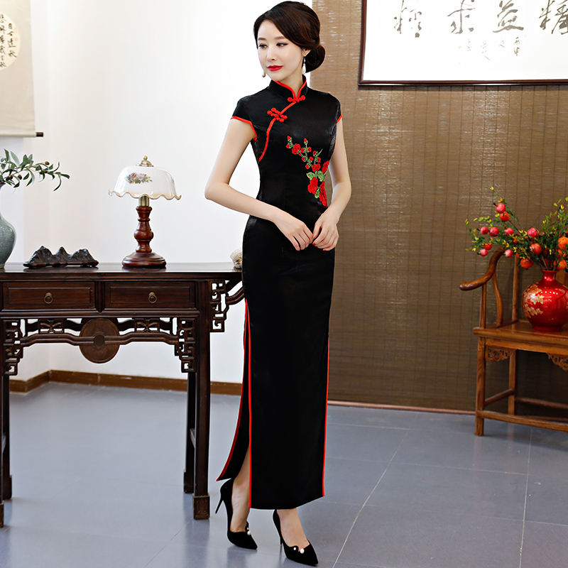 旗袍少女年轻款高端黑色走秀演出改良版气质长款连衣裙优雅中国风