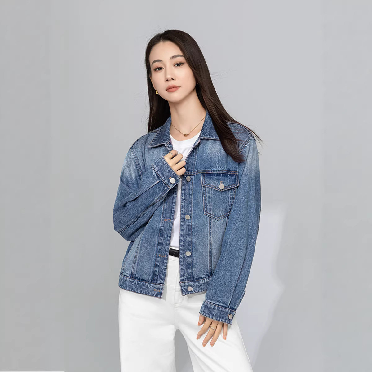 渐变色牛仔外套女短款长袖202短外套