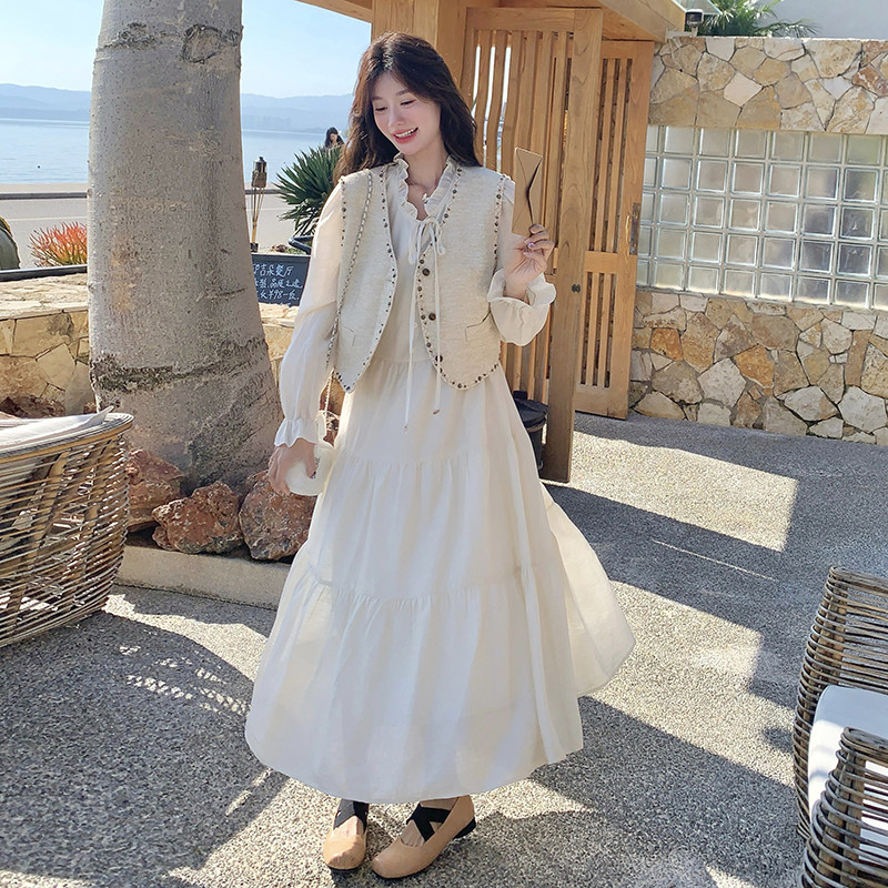 甜美减龄文艺马甲连衣裙两件套女春秋2025新款简单大方巨好看裙子,女装套装/套裙,浙宝257