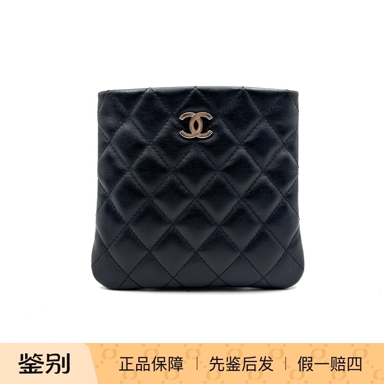 Chanel香奈儿 黑色银扣小牛皮斜挎包 29开 成色99新17166029