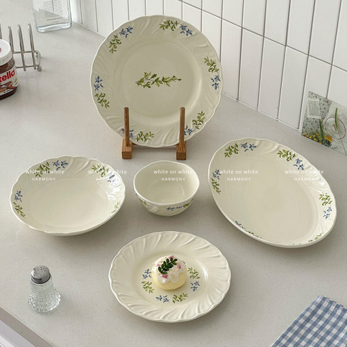 精致高级感奶油风陶瓷甜品盘