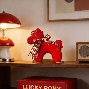 2026马年吉祥物景德镇陶瓷好运马摆件客厅玄关酒柜装饰新年礼物