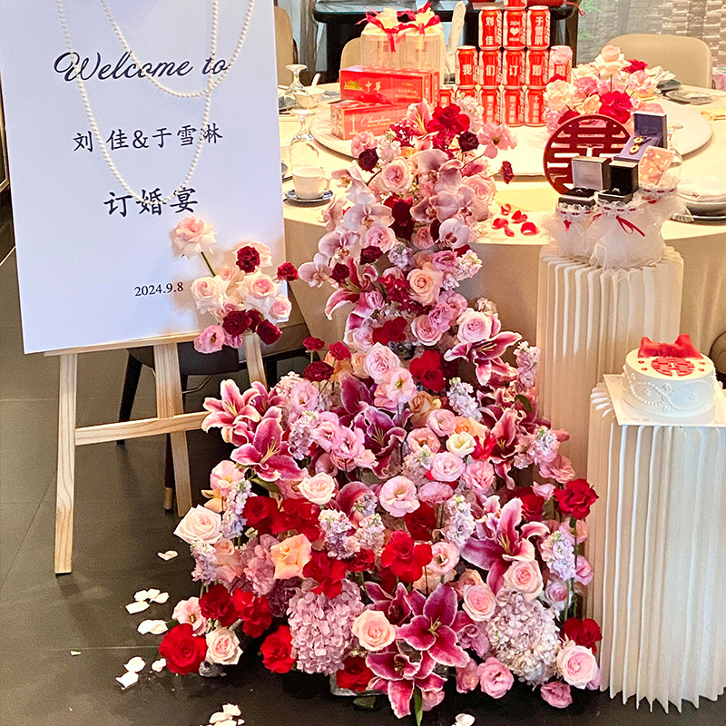 瀑布仿真花桌花高级感婚礼宴会花艺婚庆酒店场景装饰生日布置花