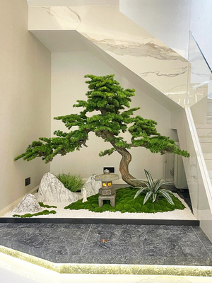楼梯下造景别墅楼梯装饰彷真绿植迎客松树室内假绿植物松树景观