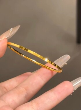 钛钢手镯简约个性细款符号手镯