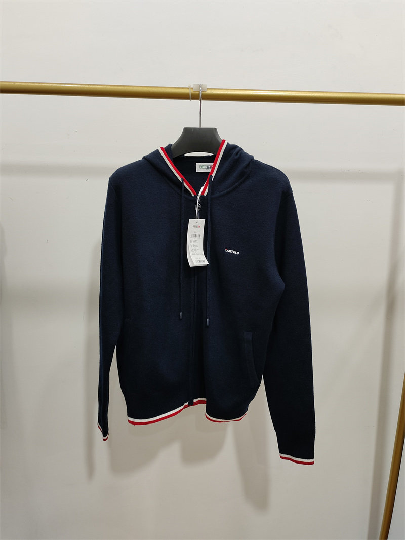 卡帝乐鳄鱼CARTELO专柜正品女士厚款开衫AH6C23580031可以当外套怎么样,好用不?