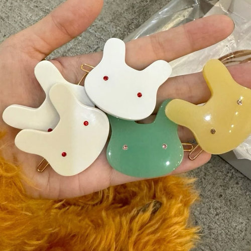 碧玉绿/蜜蜡黄可爱兔子