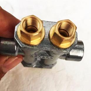 容积式分配器注塑机床定量分油器 加工中心机床油排润滑油路接头