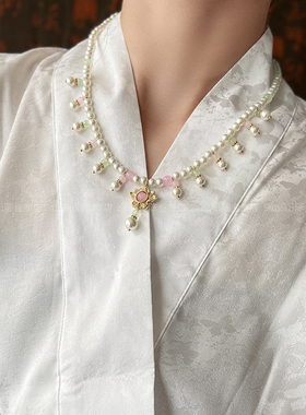 新中式坦领粉色珍珠璎珞项链