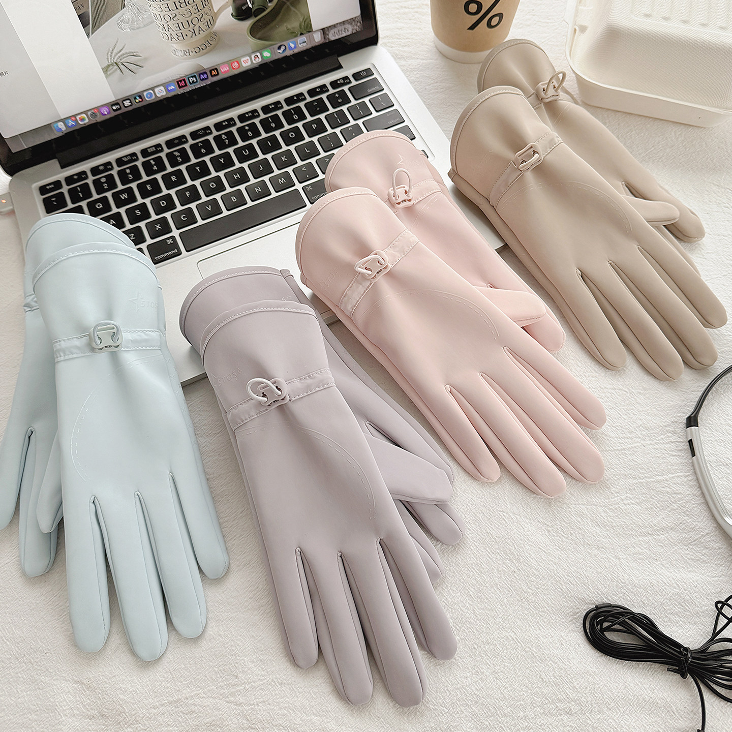 手套女款秋冬天防寒加绒加厚