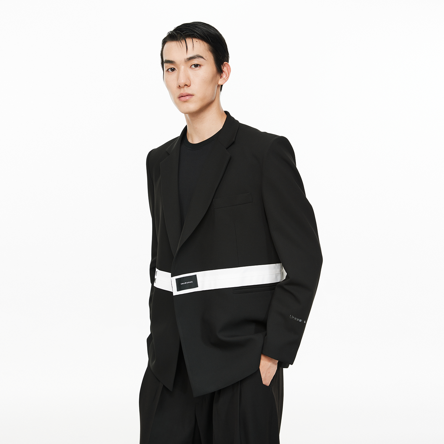 Unawares腰间拼接双排扣西装