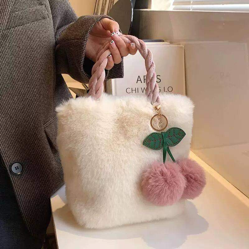 洋气可爱樱桃少女毛绒手提包包女2023韩版新款秋冬毛毛单肩斜挎包,箱包皮具/热销女包/男包,腋下包,淘宝优惠券,粉丝福利购,淘宝优惠卷