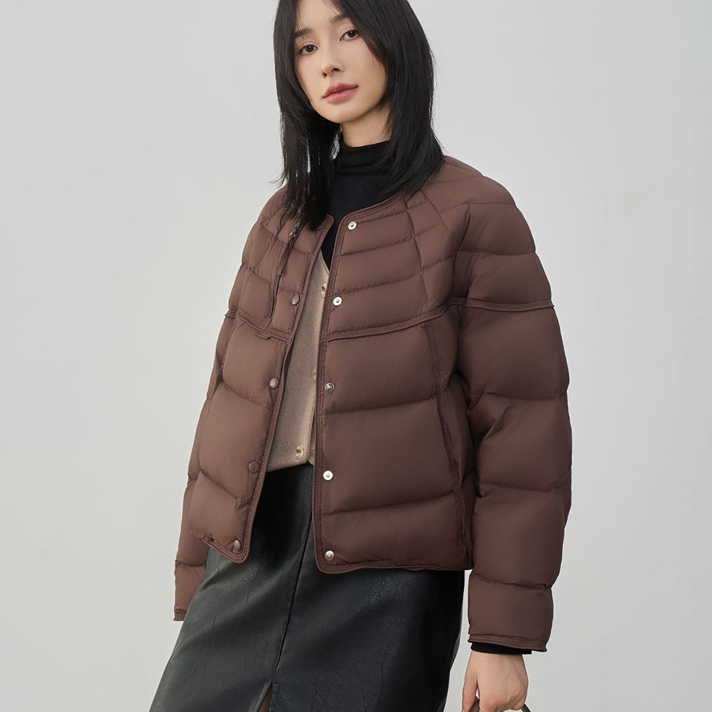 圆领90白鸭绒羽绒服女2025秋冬新款轻薄羽绒保暖短款外套小个子,女装/女士精品,羽绒服,淘宝优惠券,粉丝福利购,淘宝优惠卷