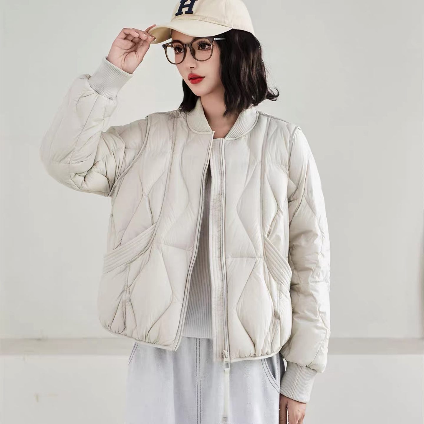 90白鸭绒羽绒服女2025冬季新款棒球服领轻羽绒保暖羽绒外套小个子