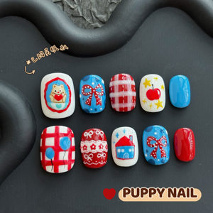 碎花小熊可爱手绘卡通美甲秋冬新年圣诞美式穿戴甲红蓝港风复古