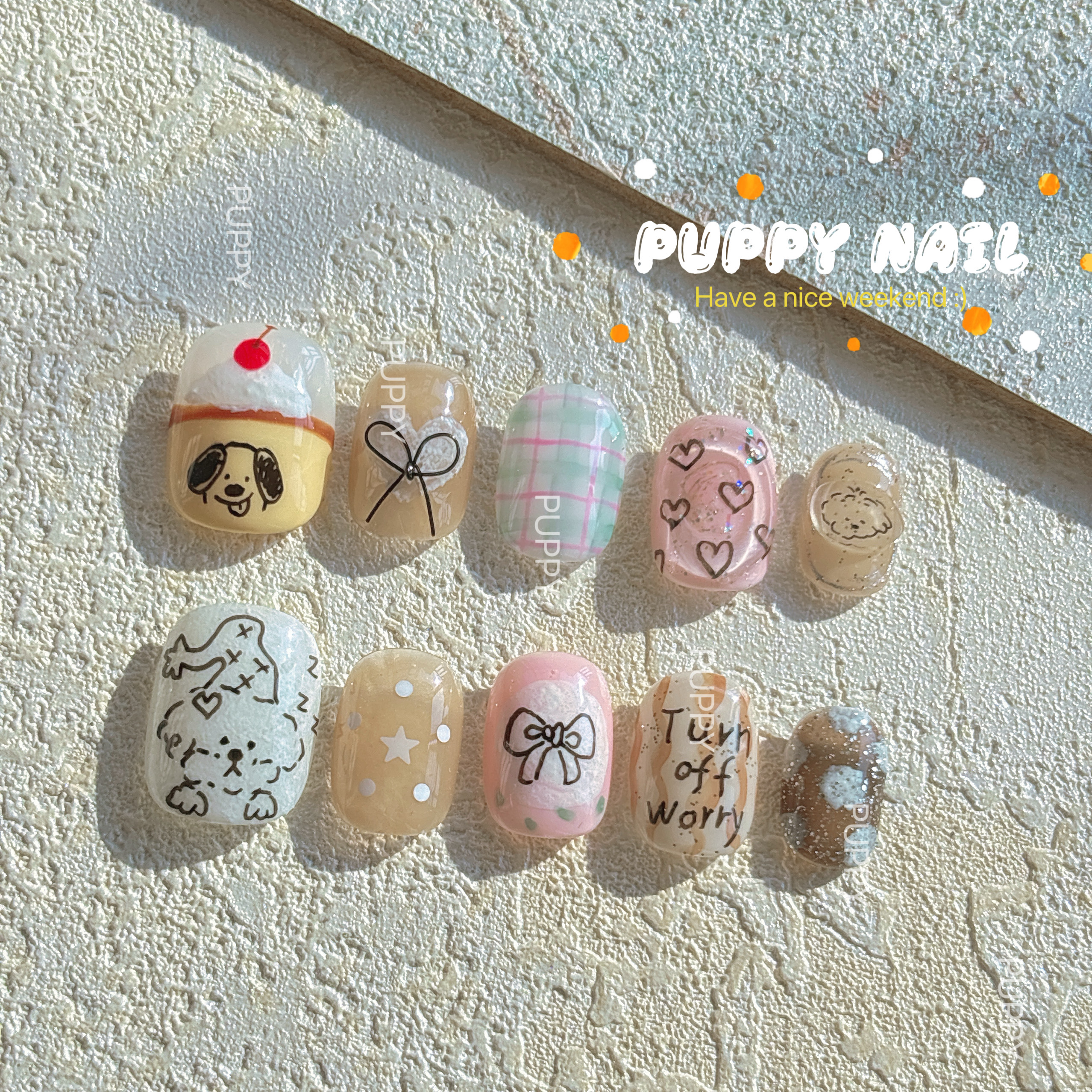 PUPPY家 布丁皱眉小狗穿戴甲可爱手绘涂鸦美甲秋冬款格子韩系ins