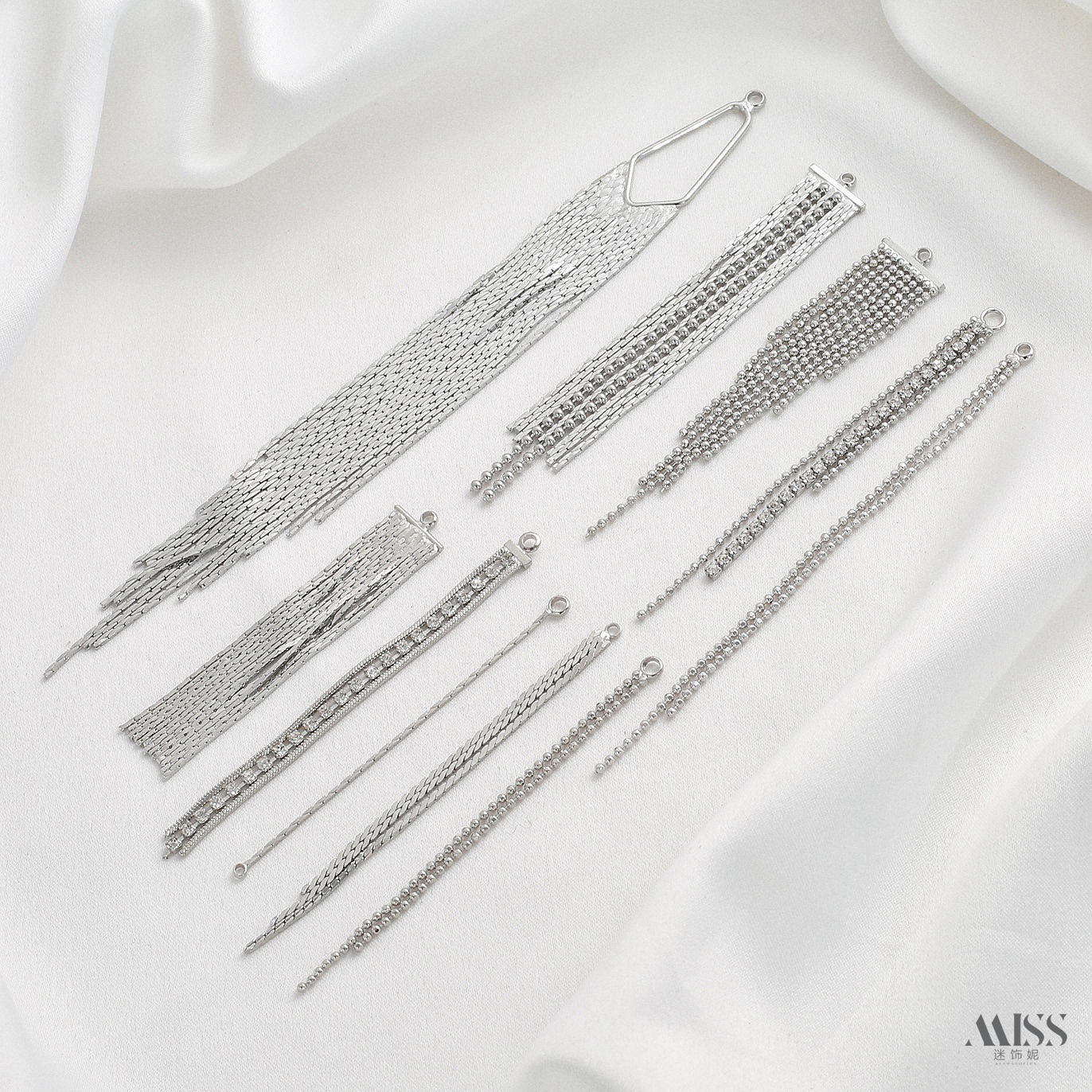 祢饰妮铜镀金耳吊流苏吊坠